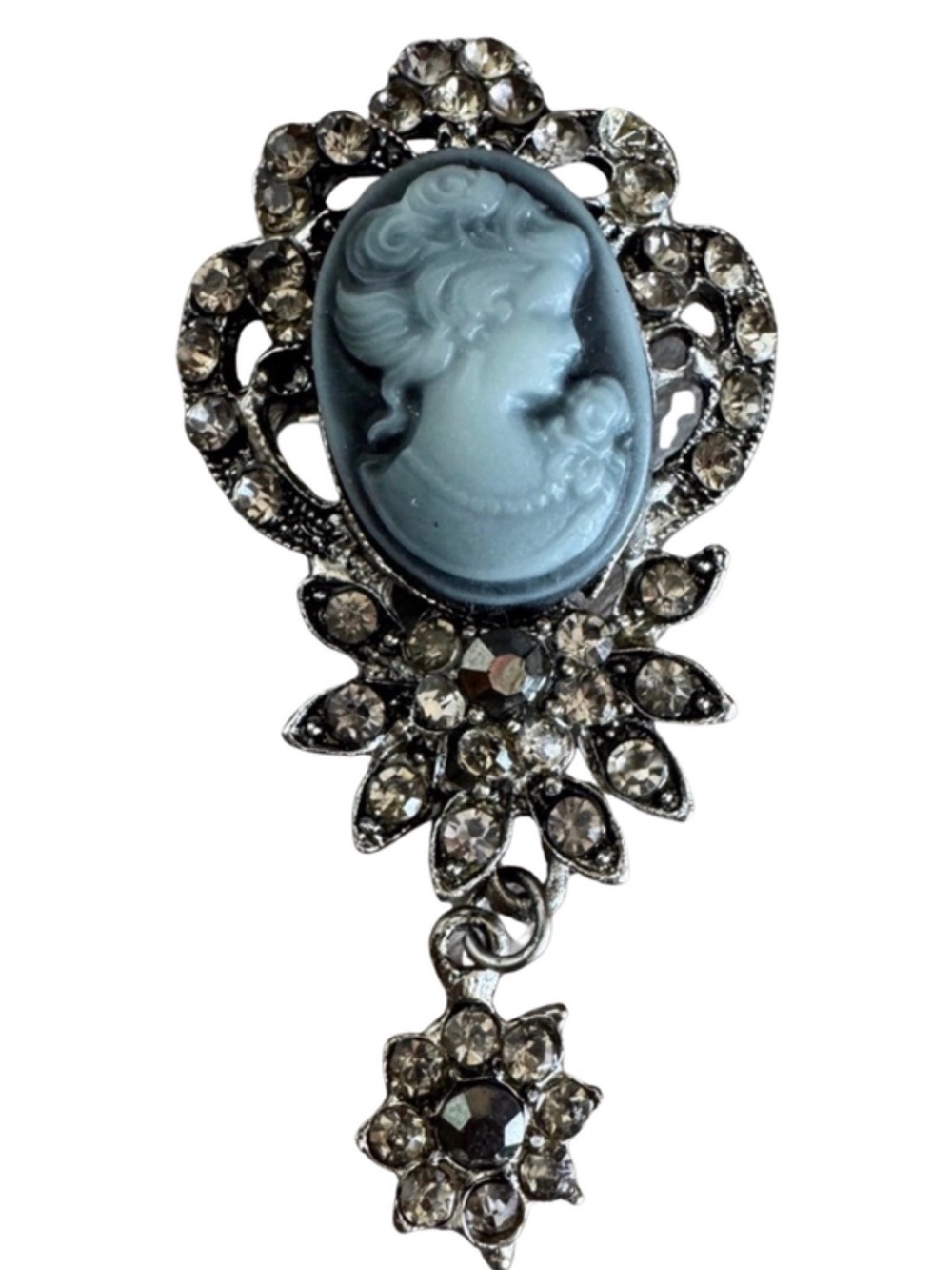 ARATTA Vintage Inspired Cameo Brooch Antique tone embellished with rhinestones